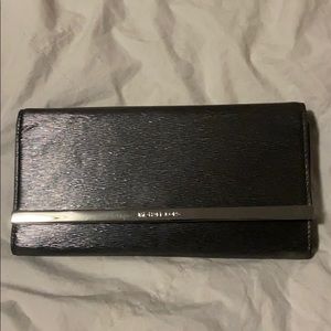 New W/O Tag pewter Michael Kors Clutch!